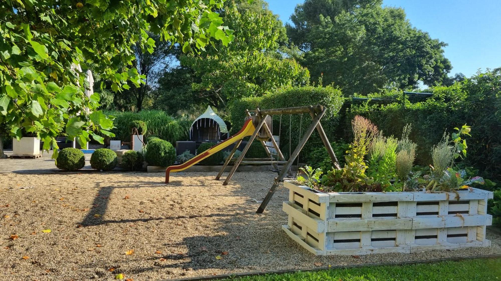 Birkenhof Gols - B & B - Wohlfuehl Hotel Mit Wochenend-Restaurant מראה חיצוני תמונה